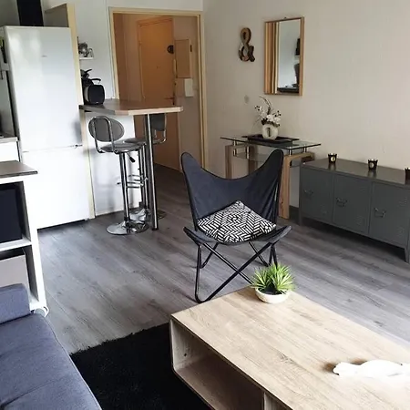 Le New-Yorkais - Frejus - Sncf - Wi-Fi Apartment